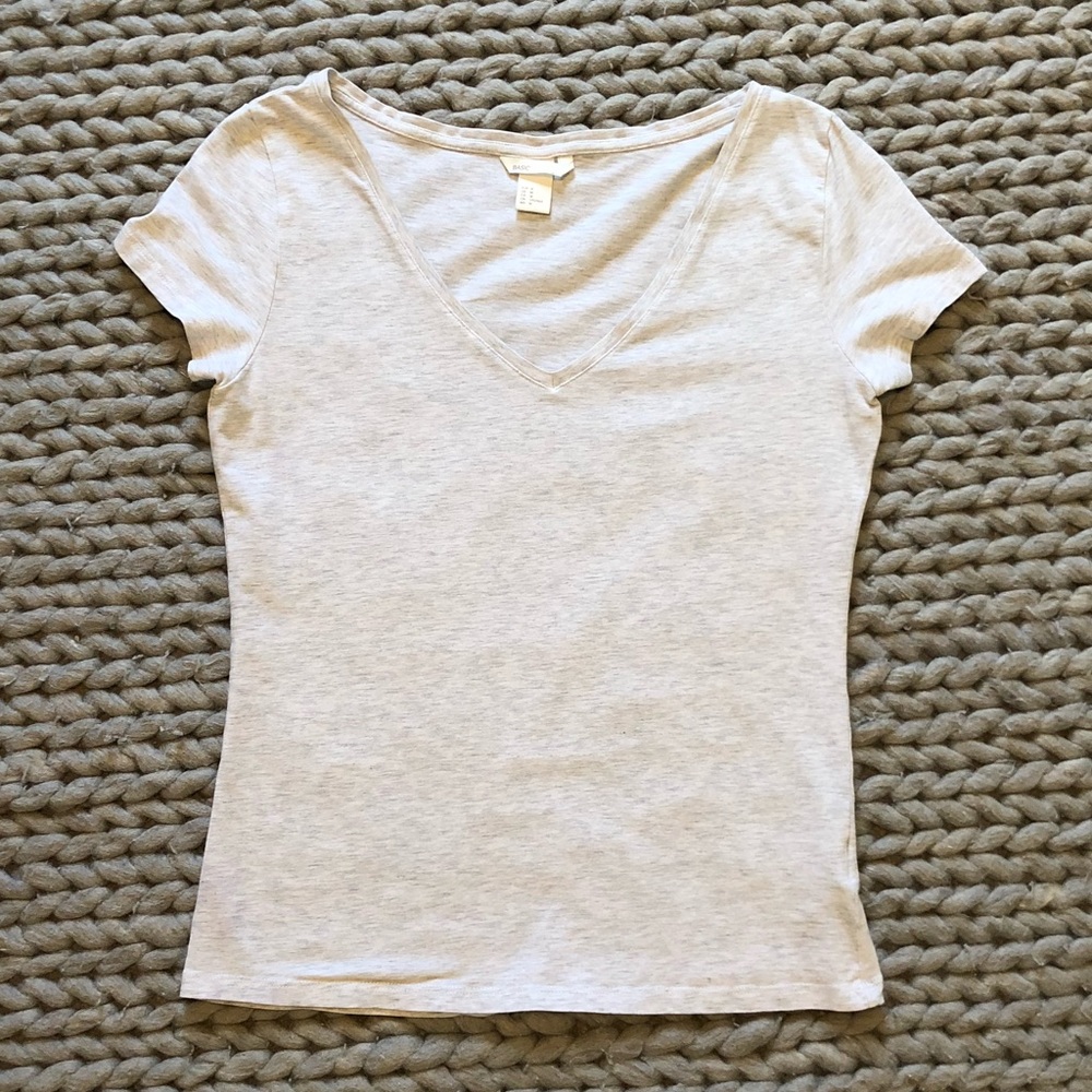 H&M Basic Tee - Picture 2 of 4
